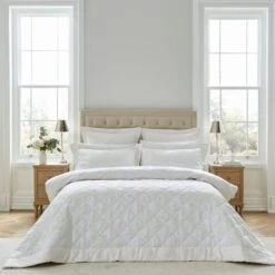 Dorma Acanthus Jacquard Bedspread