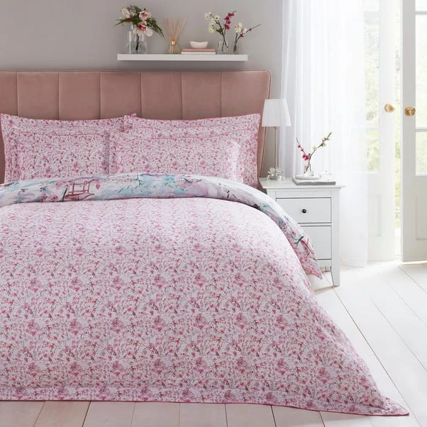 Dorma Tranquil Garden 100% Cotton Duvet Cover And Pillowcase Set 2 Dorma Tranquil Garden 100% Cotton Duvet Cover And Pillowcase Set - Image 2