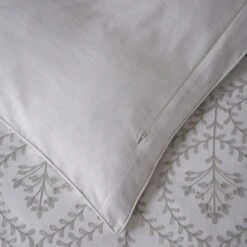 Dorma Marcia 100% Cotton Duvet Cover And Pillowcase Set 23 Dorma Marcia 100% Cotton Duvet Cover And Pillowcase Set -Dorma 30762783 alt05