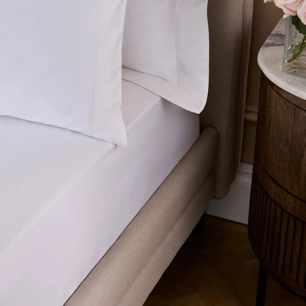 Dorma Cotton Sateen 800 Thread Count Fitted Sheet 2 Dorma Cotton Sateen 800 Thread Count Fitted Sheet - Image 2