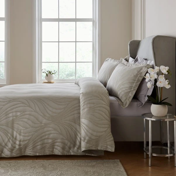 Dorma Whirl Wind Duvet Cover And Pillowcase Set 5 Dorma Whirl Wind Duvet Cover And Pillowcase Set - Image 5