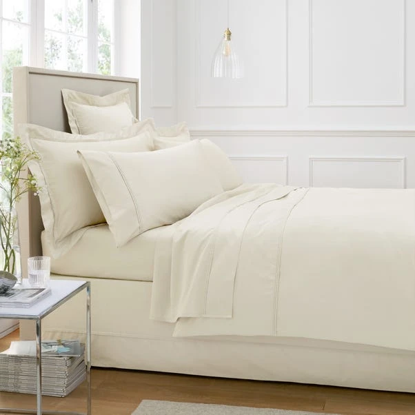 Dorma Luxurious & Silky 500 Thread Count Cotton Sateen Standard Pillowcase 4 Dorma Luxurious & Silky 500 Thread Count Cotton Sateen Standard Pillowcase - Image 4